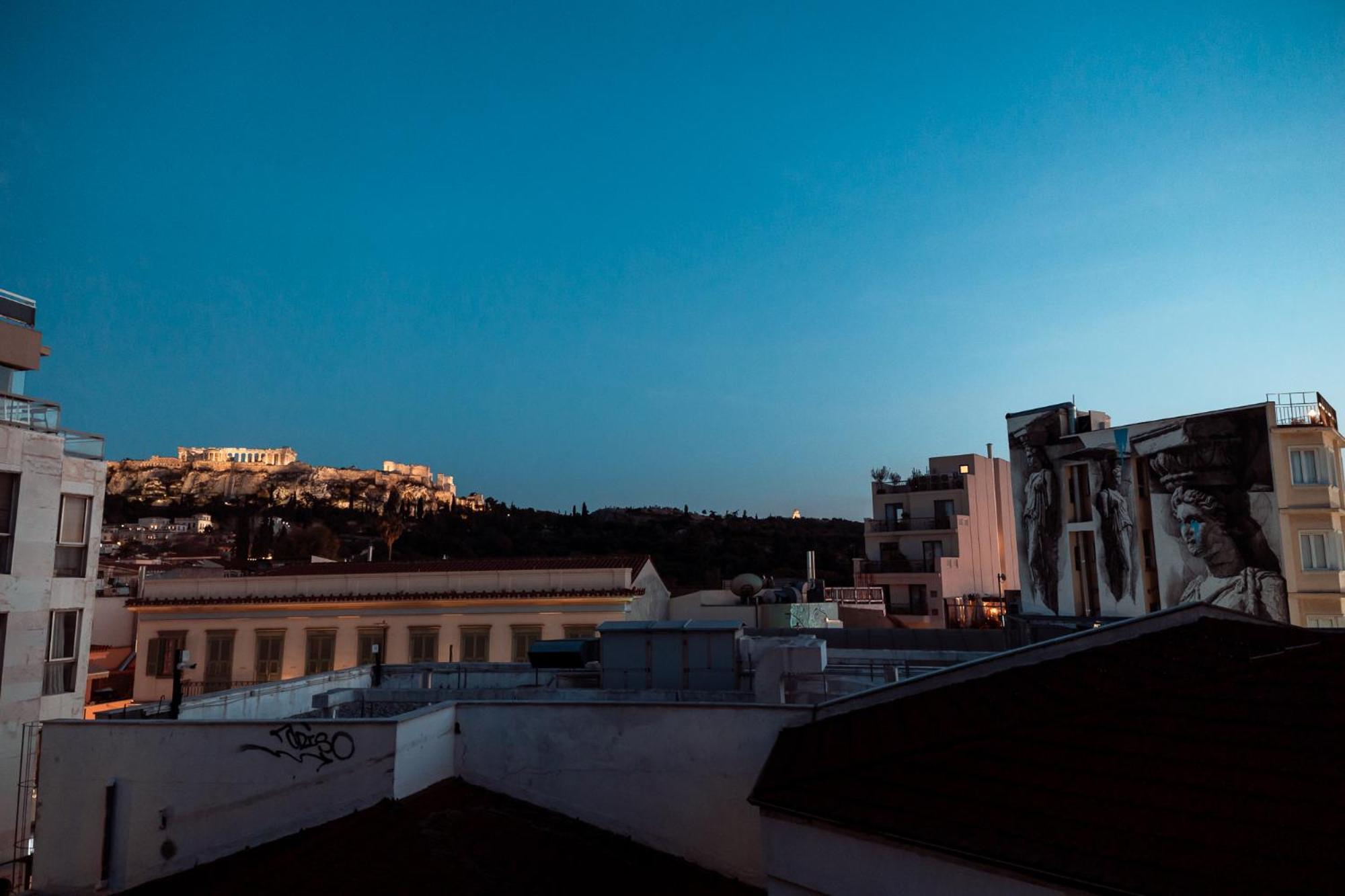 Parthenon Portrait Apartments Atene Esterno foto