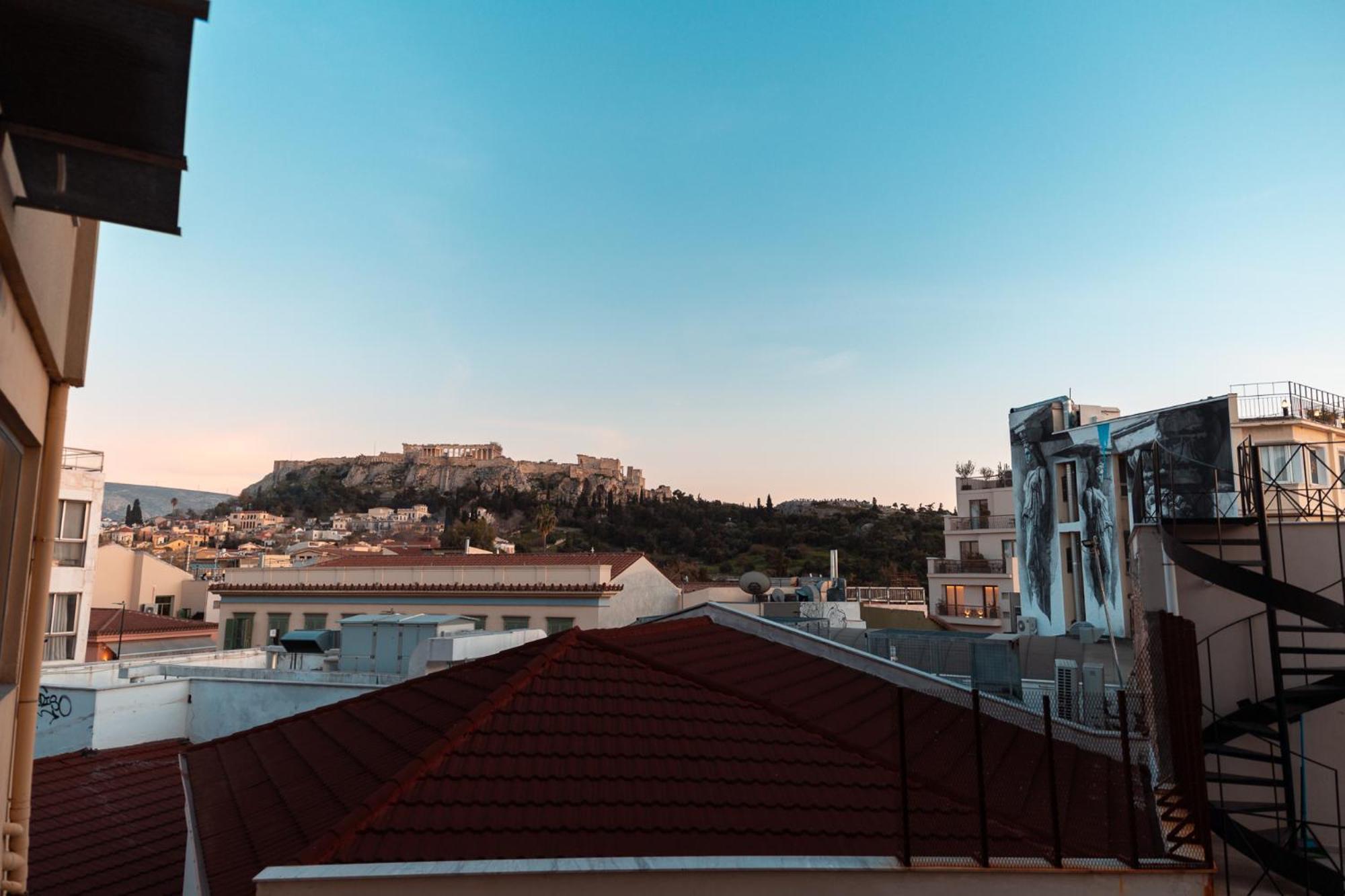 Parthenon Portrait Apartments Atene Esterno foto